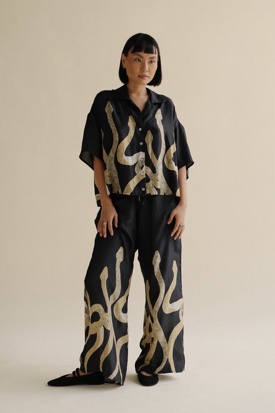 Fara Hand painted Silk Snakes Rise Wide Leg Pants Black Gold S/M